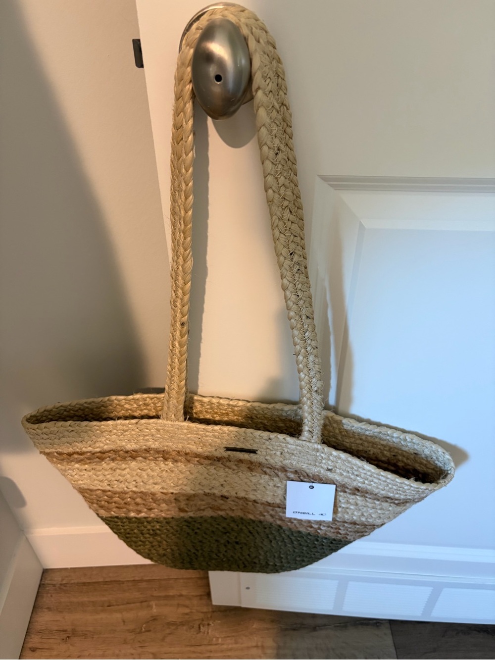 O’neill Woven Two-Tone Straw Tote in Natural and Olive nwt